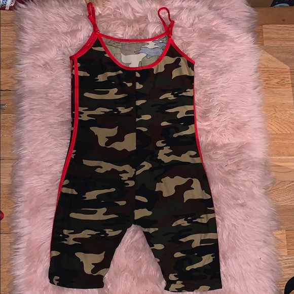 Camo Jumpsuit - Picture 2 of 2